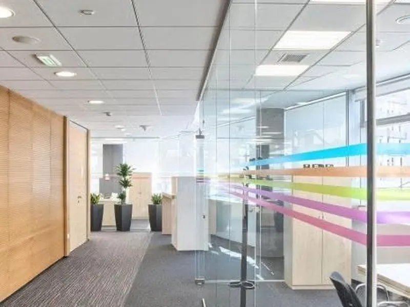 Oficinas y locales comerciales